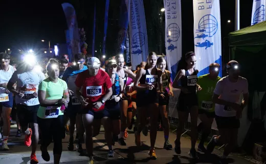 Ostatnie piątkowe zmagania na Festiwalu Biegowym. Ruszył Bieg Nocny na 7 km - 20